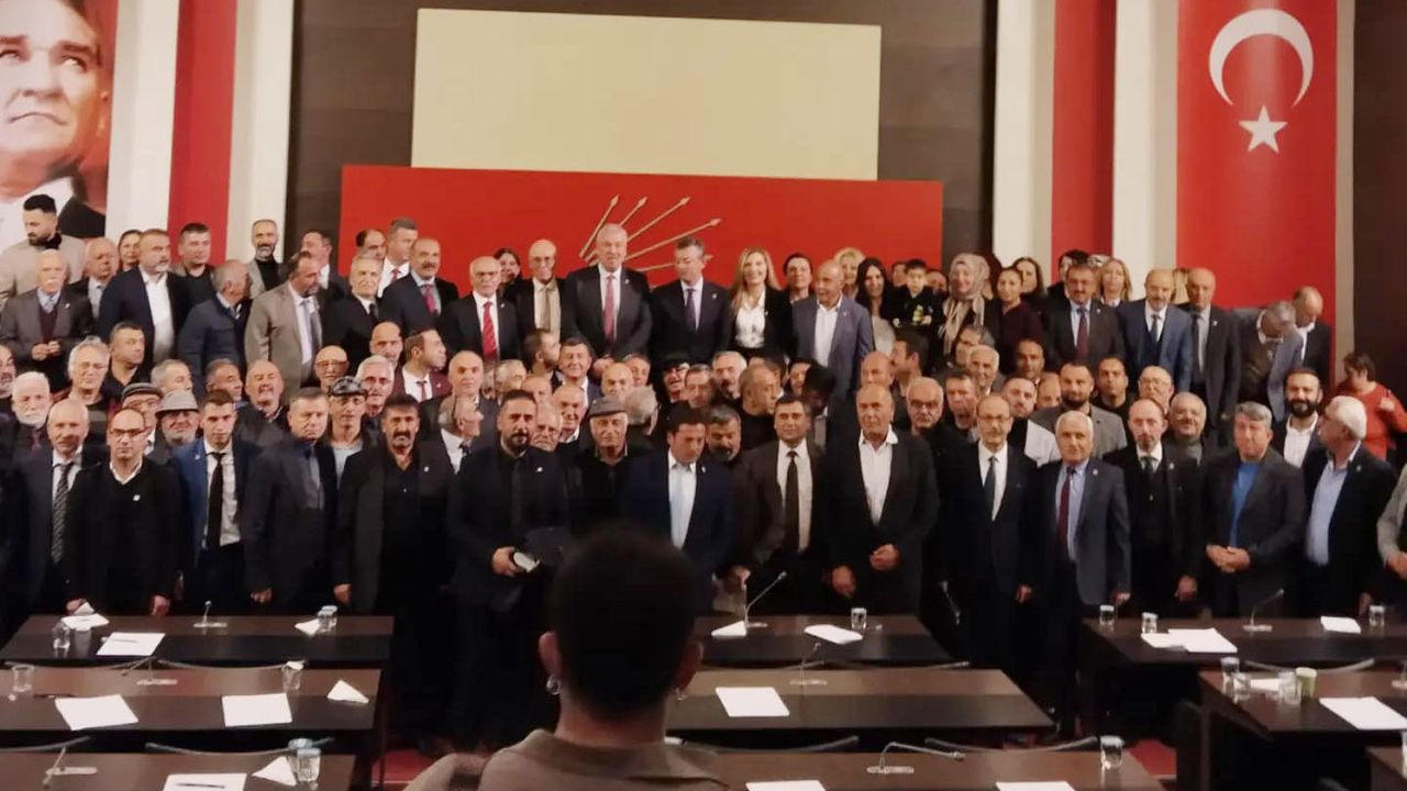 CHP Genel Başkanı Özel Yozgat heyetini ağırladı