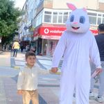 Yozgat’lı Gençten Sıra Dışı Geçim Yöntemi: Tavşan Kostümü