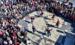 Denizli’de nevruz ateşi yandı