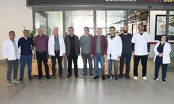 Başhekim Kozan’dan, Tıbbi Laboratuvar Çalışanlarına jest