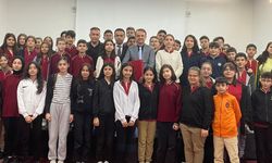 Öğrencilere "Plastik Hayatlar ve Kanser" Semineri