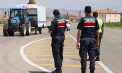 Yozgat’ta Jandarma Sahada: Aranan Şahıs Yakalandı