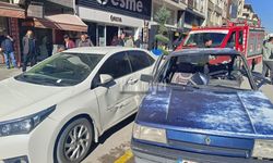 Son Dakika! Yozgat’ta Zincirleme Kaza Korkuttu: Araçlar Birbirine Girdi, İki Kişi Yaralandı