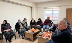 Akdağmadeni'nde Huzurevi Sakinleri Gençlerle Buluştu