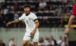 Umut Tohumcu kimdir? Hangi mevkide oynuyor, hangi takımlarda forma giydi?