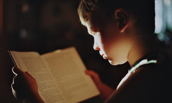 Uzmanlar, Çocukların Okuma Alışkanlıklarının Hızla Değiştiği Konusunda Uyarıyor