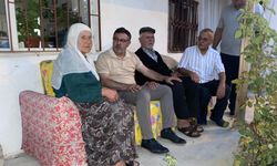 Yaşlıların Duasını Alan Başkan Gönüllerde Yer Edindi