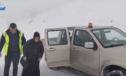 Yozgat’ta Ambulans ve Diyaliz Aracı Karda Mahsur Kaldı