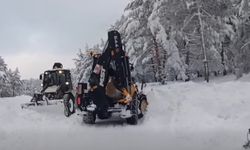Yozgat’ın Köy Yollarında Karla Mücadele Devam Ediyor