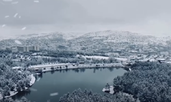 Beyaz Örtü Büyüledi: Türkiye’nin İlk Milli Parkında Kış Manzarası Dronla Görüntülendi