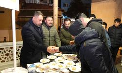 Sorgun'da Miraç Kandili'nde Camilerden Çıkan Vatandaşlara İkram