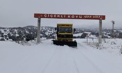 Saraykent'te Karla Mücadele ve Altyapı Çalışmaları Kesintisiz Sürüyor