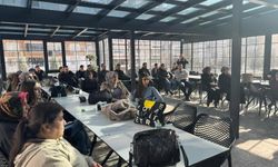 AK Kadınlar Bilinçli Toplum İçin Sahada!