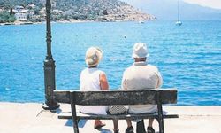 Emeklilere Büyük Müjde: Yıl Boyunca Ücretsiz Tatil!
