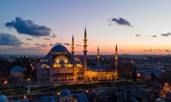 İzmir İftar Vakti 24 Şubat 2026: İzmir’de İftar Saat Kaçta, İmsak Kaçta?