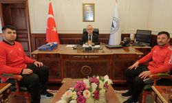 Şampiyon Güreşçi Ayberk Bostan’dan Başkan Arslan’a Ziyaret