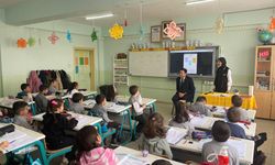 Yozgat'ta Kaymakam Miniklerin Sorularını Cevapladı