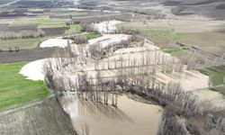 Sorgun'da Sağanak Yağış Tarım Arazilerini Su Altında Bıraktı