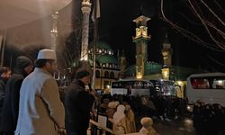 Kutsal Topraklara Dualarla Uğurlandılar