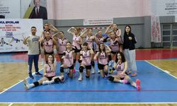 Yozgat'ta Voleybol Yıldızlar Türkiye Yarı Finali Başladı