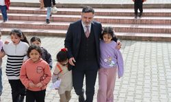 Yerköy’de Başkan Fatih Arslan’dan Ramazan’da Anlamlı Kitap Hediyesi