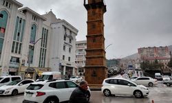 Yozgat’ta Şiddetli Yağış: Dakikalar İçinde Yollar Göle Döndü