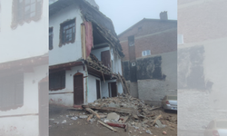 Yozgat'ta Metruk Konak Yoğun Yağışın Ardından Çöktü