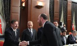 AK Parti Yozgat İl Başkanı Teşkilatı İçin Ankara'ya Gitti