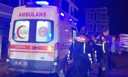 Oğul Annesinin Sevgilisini Bıçakladı, Anne İse Polis Memurunu Tokatladı