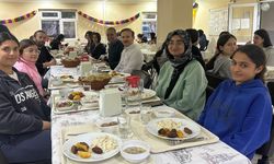 Boğazlıyan Kaymakamı Yanık Öğrencilerle İftarda Bir Araya Geldi