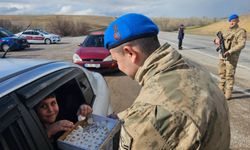 Yozgat'ta 'Jandarmadan Bayrama Özel Tatlı Uyarılar