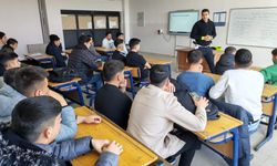 Sarıkaya'da Emniyetten Öğrencilere Özel Eğitim