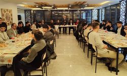 Sarıkaya’da Gençlere Özel İftar Programı: Protokol ve Gençler Bir Araya Geldi