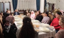 Vali Özkan Üniversiteli Öğrencileri Valilik Konutu'nda Ağırladı