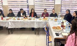 Yozgat'ta Öğrencilerle Coşku Dolu İftar: Sofralar Kuruldu, Kalpler Bir Oldu