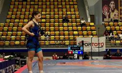 Yozgat'ın Gururu Elif Sude Elmalı Macaristan Yolcusu