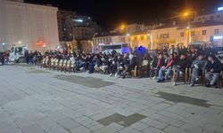 Yozgatlılar Milli Maç Cumhuriyet Meydanına Akın Etti, Arslan İkramlarla Karşıladı