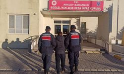 Yozgat’ta Aranan Şahıslar Jandarmaya Takıldı