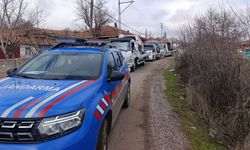 Yozgat’ta Eş Zamanlı Operasyon: Çalıntı Araç Ticareti Deşifre Edildi