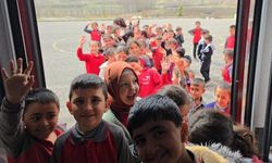 62. Kütüphane Haftası: Yozgat’ta Köy Çocukları Gezici Kütüphane ile Tanıştı