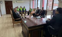 Akdağmadeni Kaymakamlığı’nda Özel Tören: Personelin Başarıları Kutlandı