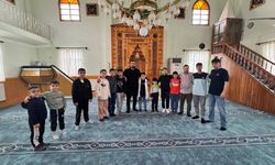 Camiler Gençliğin Enerjisiyle Çiçek Açıyor