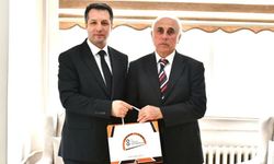 Yozgat'ta Müdür Celal Katipoğlu İçin Veda Yemeği Düzenlendi