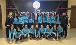 Final Yolunda Sürpriz Buluşma: Takıma Moral Desteği