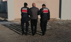 Jandarma Yozgat'ta Aranan Şahısı Kıskıvrak Yakaladı