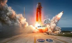 İnsanlık 54 yıl sonra yeniden Ay yolunda