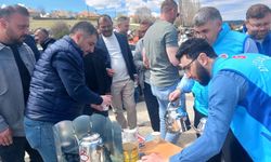 Yozgat Akdağmadeni'nde Sınav Merkezine İkram Durağı Kuruldu