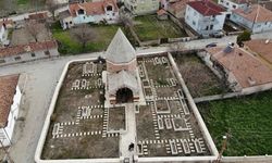 Yozgat’ta 500 Yıllık Gizem! Şah Sultan Türbesi Görenleri Büyülüyor