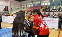 Yozgat'ta Bilek Güreşi Yıldızlar Grup Yarışmaları Tamamlandı