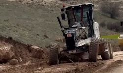 Yozgat'ta Köy Yollarında Düzenleme Devam Ediyor